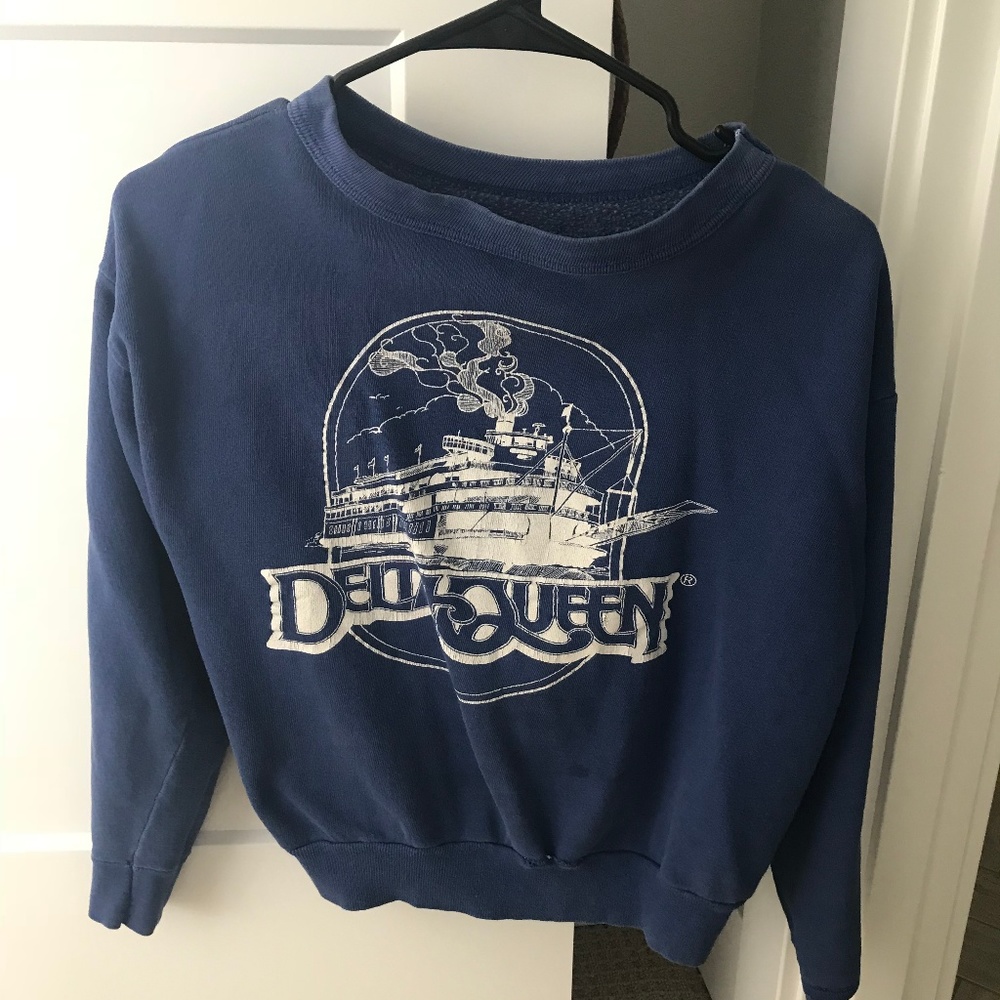 Vintage Delta Queen Pullover Sweatshirt Size Small